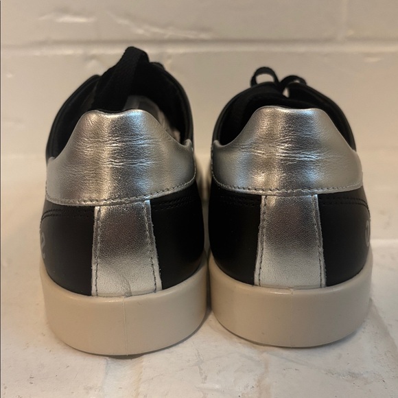 NWB Ecco Black Pure Silver Street Lite Lace Up Shoes Size 40 Made in Portugal - Picture 3 of 8